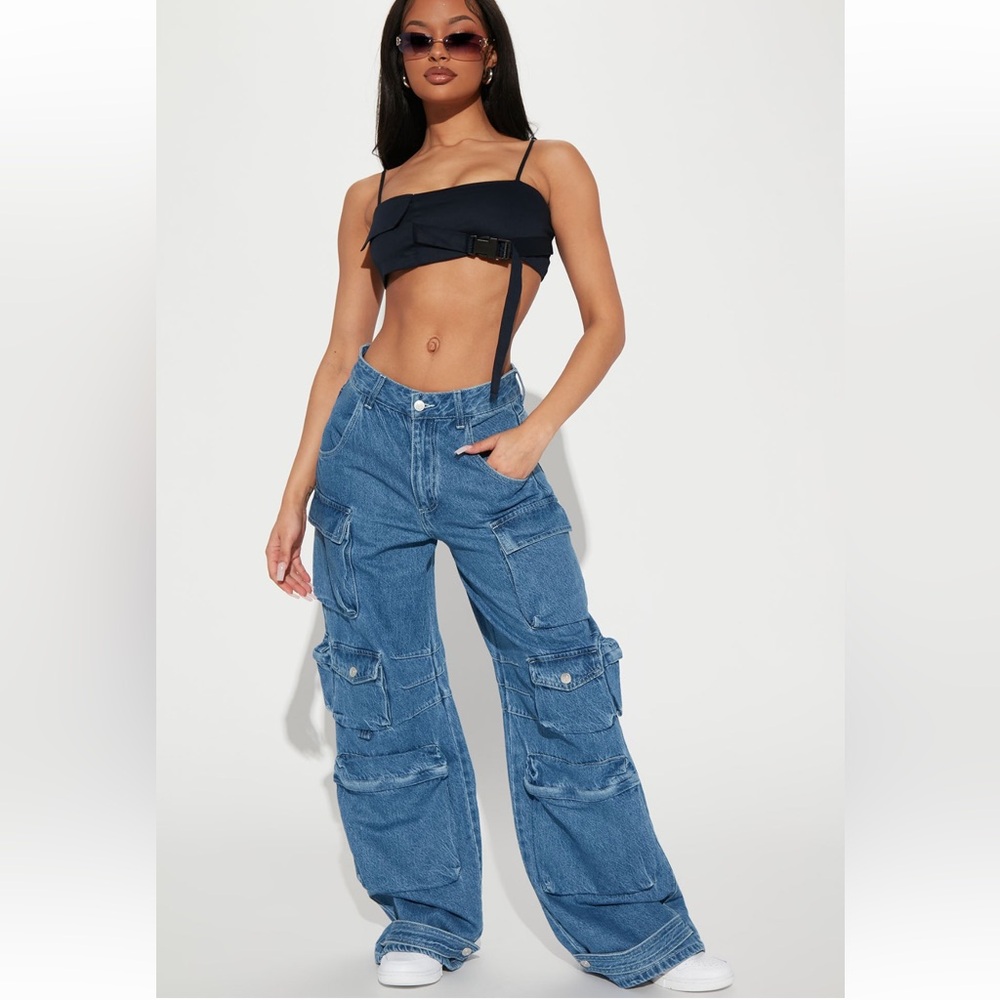 Stunning jeans for sale! Brand new with tags!